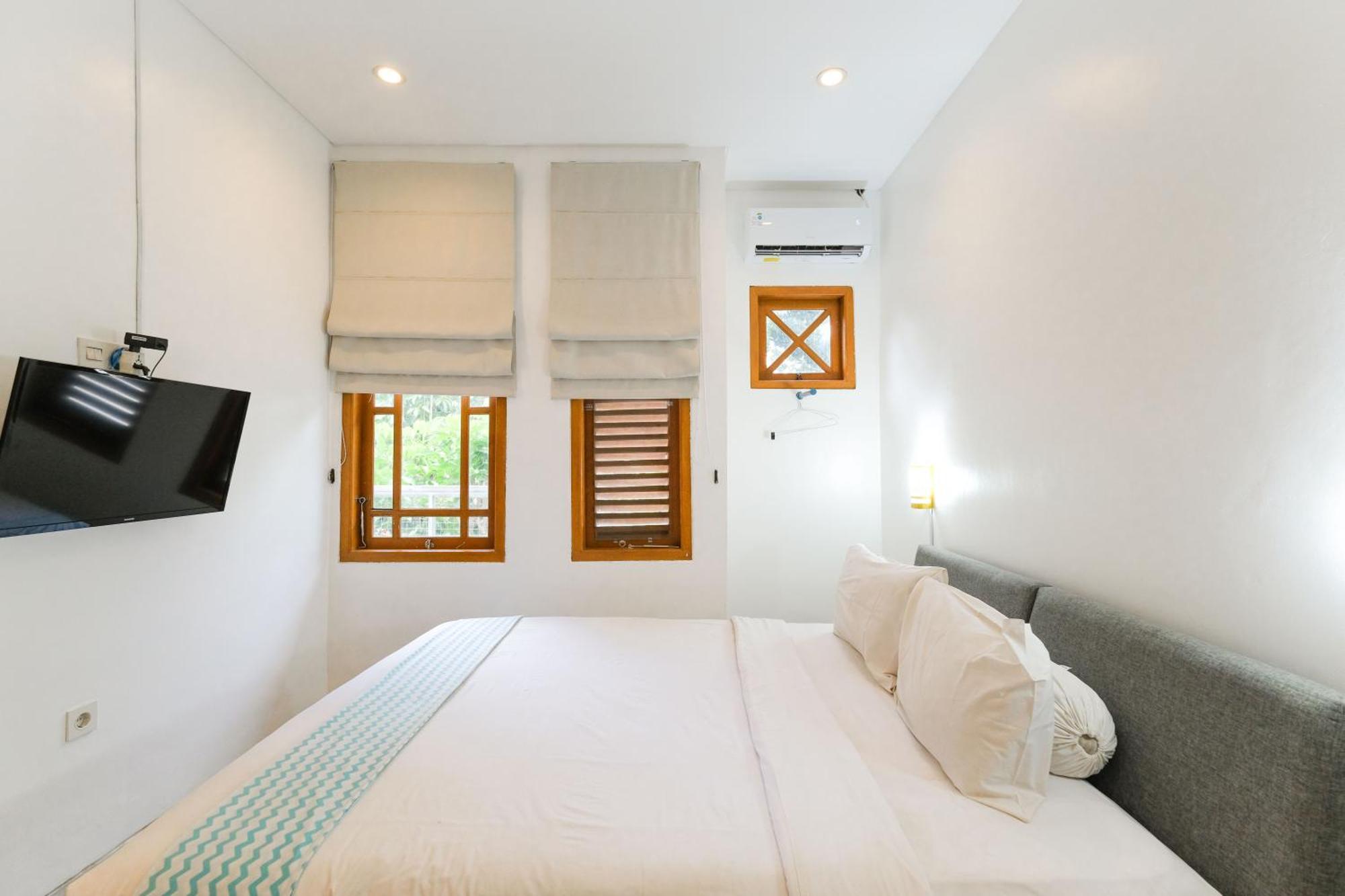 Djajanti House Acomodação com café da manhã Semarang Exterior foto